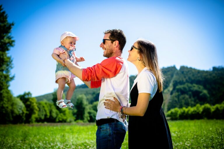 The good practices on how to build happy families and raise children