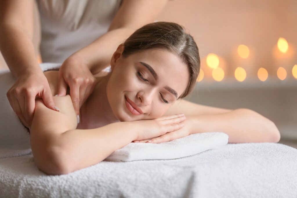 Signature Therapy: Know all about its 5 different massages and health benefits